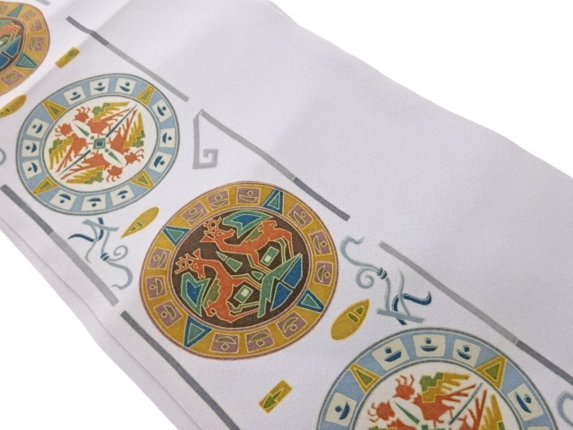 Nagoya obi with geometric patterns in bird-and-animal roundel design